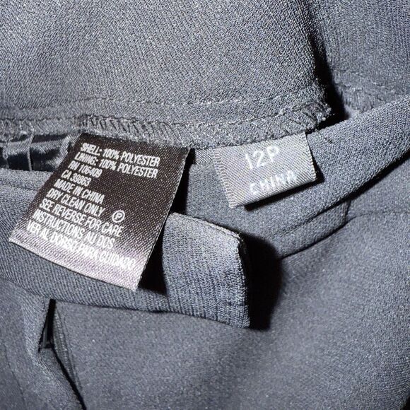 Tahari Arthur S. Levine Women's 2pc Black Pant Suit Size 12P - Picture 5 of 10